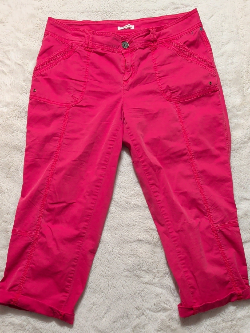 Maurices Hot Pink Capris